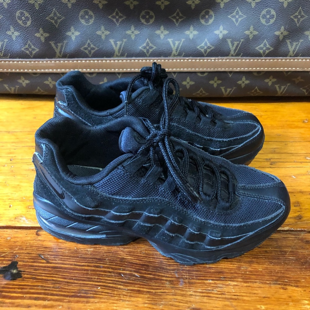 Nike air max 95 triple black (GS) 307565-055